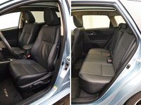 Toyota Auris Touring Sports D4-D Prestige - przednie i tylne fotele