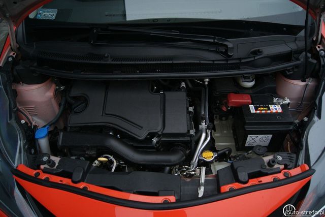Toyota Aygo 1.0 - jeżdżąca kostka