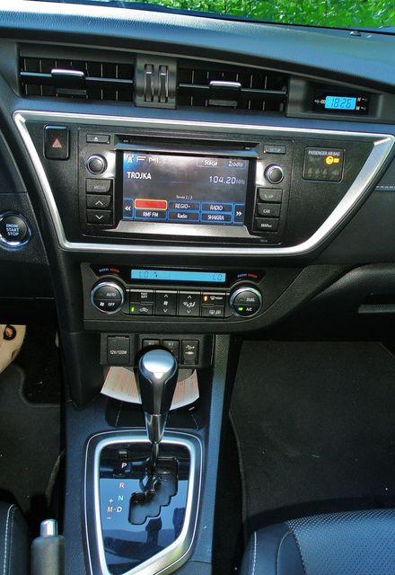 Toyota Auris Valvematic 130 Multidrive S Prestige