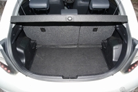 Toyota Prius 1.8 HSD Prestige FL - bagażnik