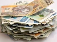  Polacy masowo wycofują pieniądze z UFK