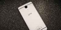 Smartfon UMi Plus - złoty