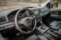 Volkswagen Amarok 3.0 V6 TDI Aventura - wnętrze