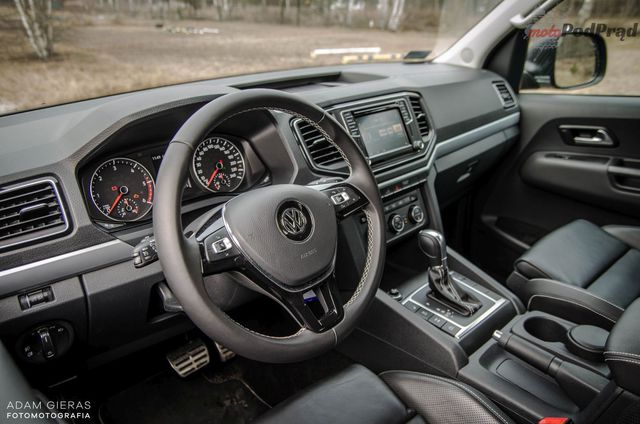 Volkswagen Amarok 3.0 V6 TDI Aventura - pakt z wilkami