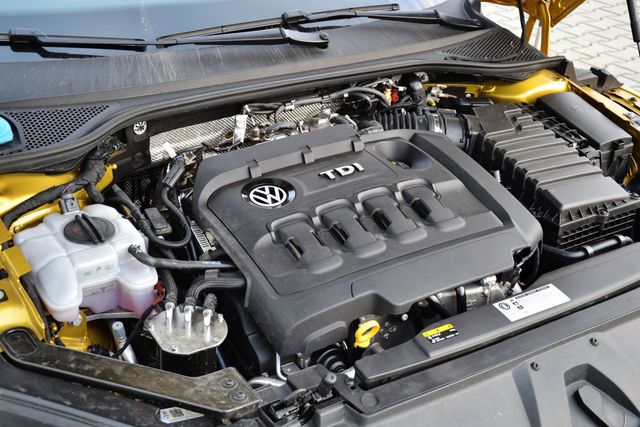 Volkswagen Arteon 2.0 TDI Bi-Turbo DSG 4MOTION R-Line