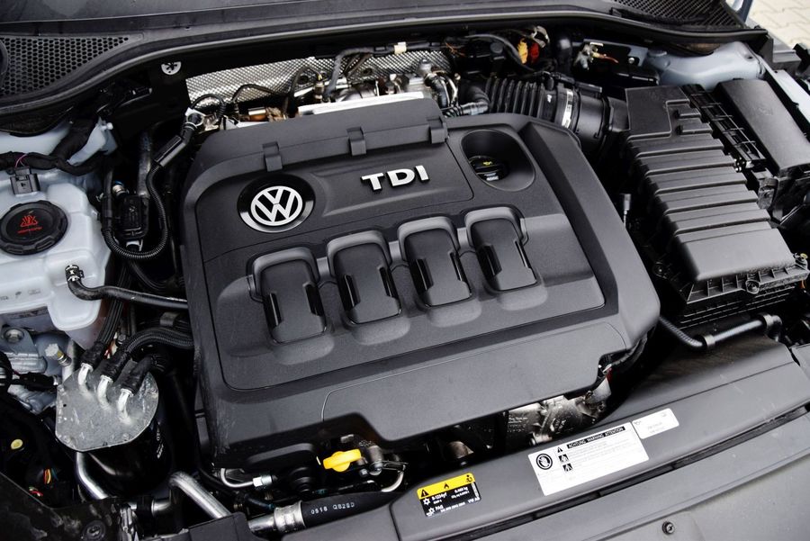 Volkswagen Arteon 2.0 TDI BiTurbo DSG 4MOTION RLine silnik