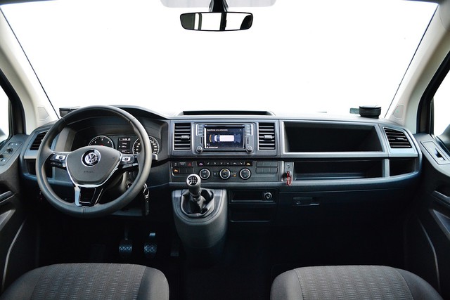Caravelle 2.0 TDI Comfortline - ikona Volkswagena