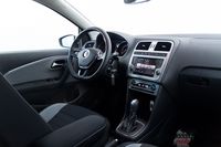Volkswagen Cross Polo 1.2 TSI - wnętrze
