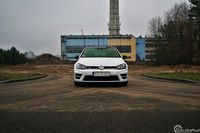 Volkswagen Golf R - przód