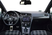 Volkswagen Golf GTD - wnętrze