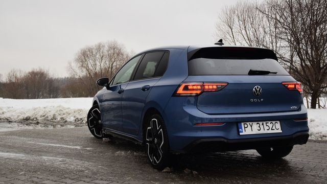 Volkswagen Golf 1.5 eTSI DSG