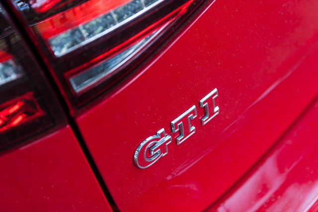 Volkswagen Golf GTI Performance 230 KM - hot-hatch w najlepszym wydaniu