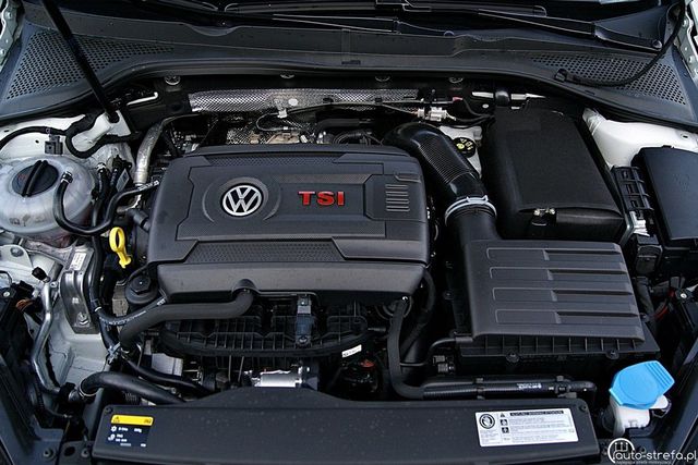 Volkswagen Golf GTI Performance - kontynuuje legendę