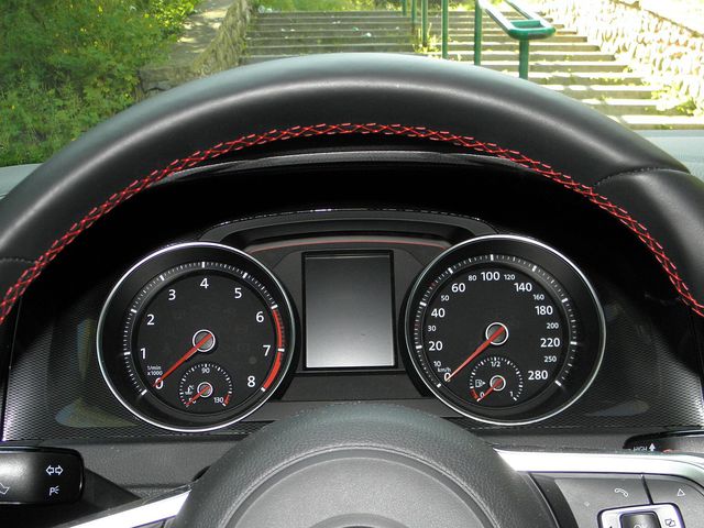 Volkswagen Golf GTI bliski ideału