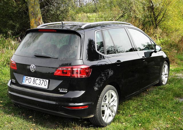 Volkswagen Golf Sportsvan 2.0 TDI DSG dla rodziny i biznesu