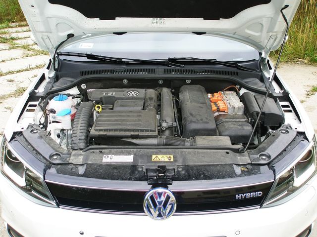 Volkswagen Jetta Hybrid