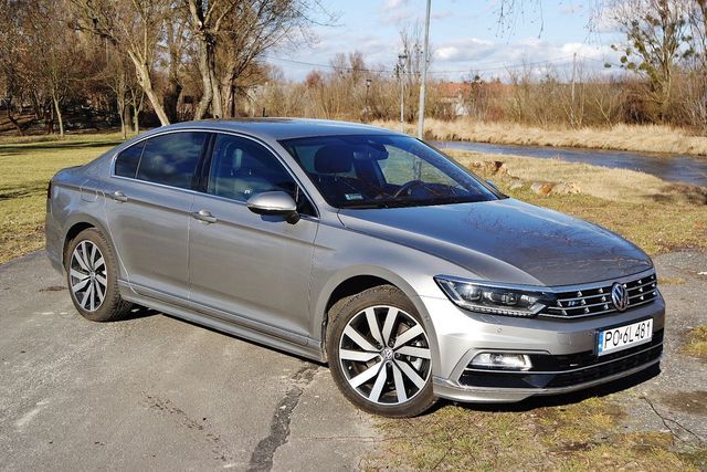 Volkswagen Passat 1.8 TSI DSG Highline vs. Renault Talisman 1.6 Energy TCe EDC Intens