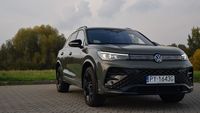 Volkswagen Tiguan 2.0 TSI - przód z prawej Volkswagen Tiguan 2.0 TSI - przód z prawej