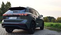Volkswagen Tiguan 2.0 TSI - tył po skosie Volkswagen Tiguan 2.0 TSI - tył po skosie