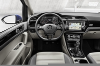 Volkswagen Touran - wnętrze