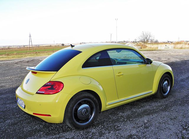 Designerski Volkswagen The Beetle 1.2 TSI Design
