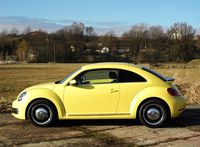 Volkswagen The Beetle 1.2 TSI Design - widok z boku