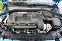 Volvo S60 T6 AWD R-Design Summum - silnik
