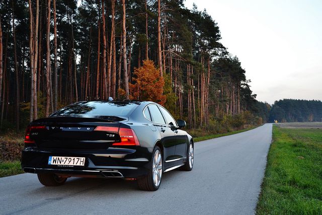 Volvo S90 T5 Inscription. Po prostu piękne