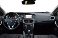 Volvo V40 Cross Country D2 Geartronic Momentum - wnętrze