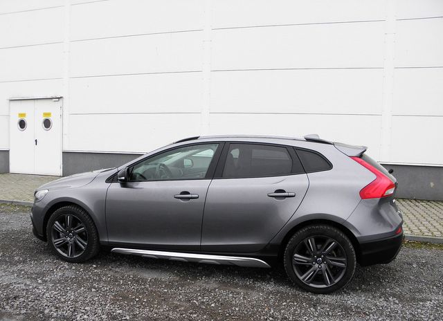 Volvo V40 Cross Country T4 AWD Summum wyjątkowo urodziwe