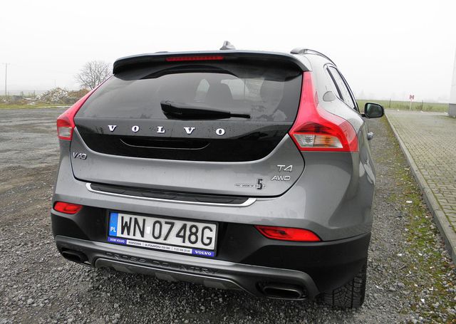 Volvo V40 Cross Country T4 AWD Summum wyjątkowo urodziwe