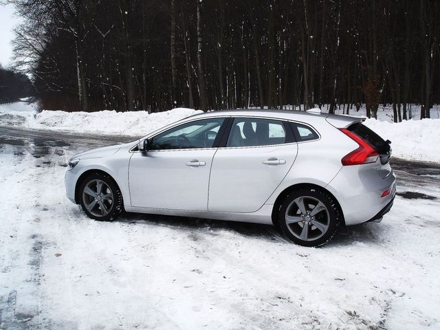 Volvo V40 D3