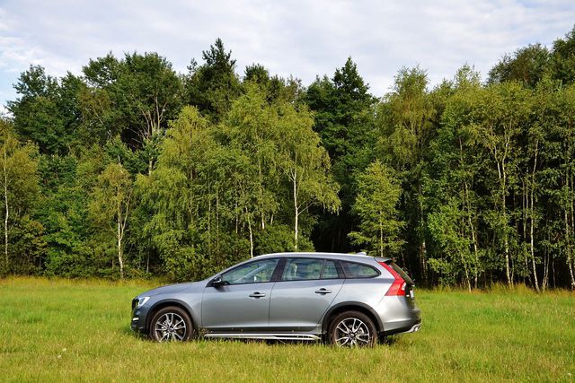 Volvo V60 Cross Country D4 Geartronic Summum - daje odpocząć