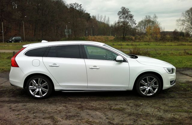 Urodziwe Volvo V60 D5 Summum Polestar Performance