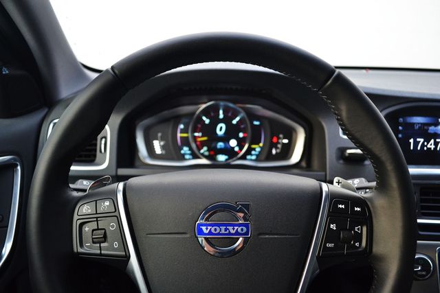 Urodziwe Volvo V60 D5 Summum Polestar Performance
