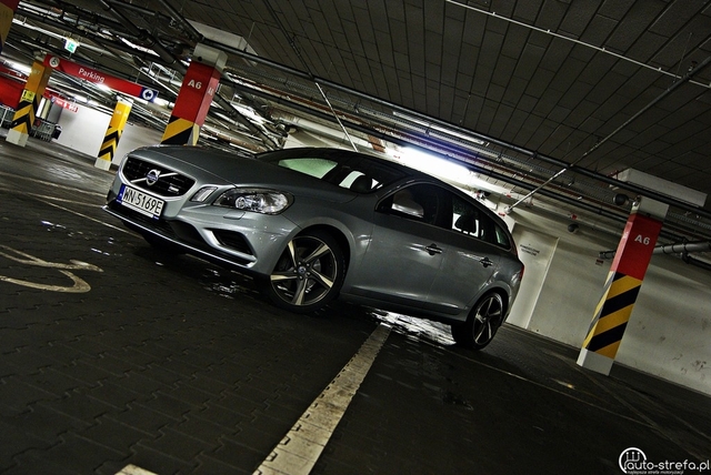 Volvo V60 D4 AWD R-Design