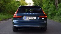 Volvo V90 T8 eAWD - tył