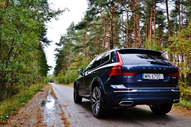 Volvo XC60 D5 AWD Inscription dla fanów długich podróży