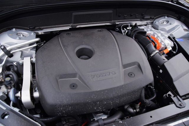 Volvo XC60 T6 eAWD, czyli jakość i komfort