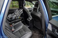 Volvo XC60 T8 R-Design - kanapa