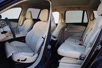 Volvo XC90 B5 AWD - fotele