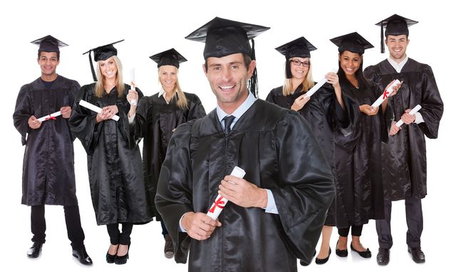 Jakie zarobki absolwentów w 2013 roku?