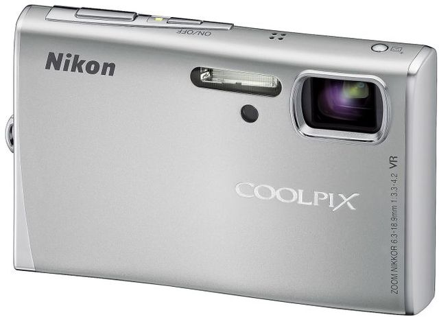 Aparaty Nikon COOLPIX P80 i S52/S52c