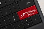 Ataki phishingowe. Jakie treści wykorzystują cyberprzestępcy?