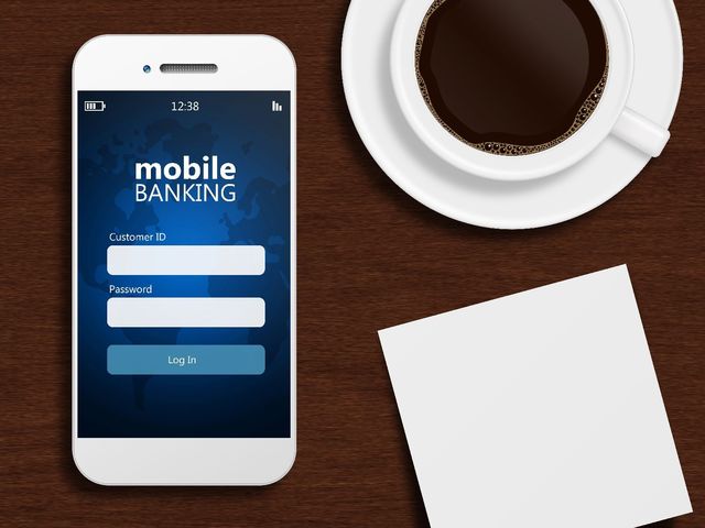 Obrót bezgotówkowy: już 12 mln Polaków ma bankowość mobilną