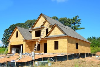 Budowa domu metodą gospodarczą - ile zaoszczędzimy?