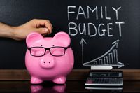 Jak zadbać o budżet domowy?