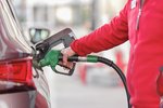 Ceny benzyny: ile paliwa kupi Europejczyk za średnie wynagrodzenie?
