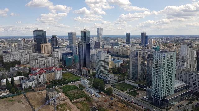 Nowe mieszkania w Warszawie zdrożały w II kw. 2022