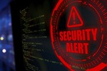 Cyberbezpieczeństwo to istotny element obrony narodowej [© Elchinator z Pixabay]